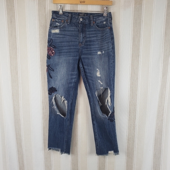 Abercrombie & Fitch Annie High Rise Girlfriend Jeans Blue Embroidered Size 26/2r - Picture 1 of 9